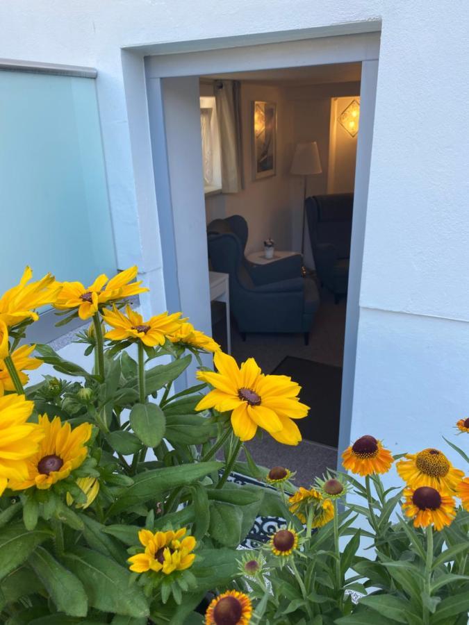 Pension Villa Ostseetraum Росток Екстер'єр фото