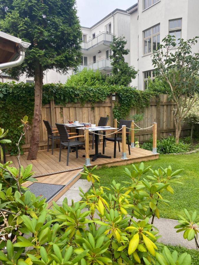 Pension Villa Ostseetraum Росток Екстер'єр фото